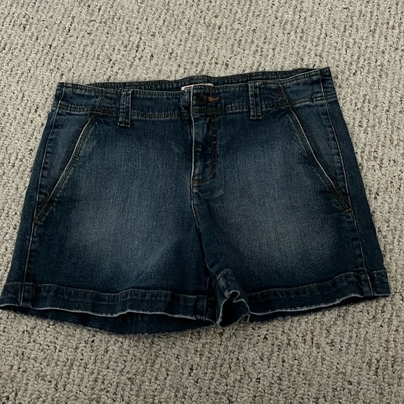 Faded Glory stretch size 12 Jean shorts - Picture 1 of 1